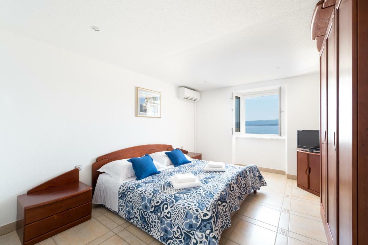 Riva Rooms Bol Exterior foto